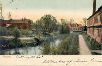Lagan. (bryggeriet i bakgrunden och pinnstolsfabriken till hger) (ca 1905)